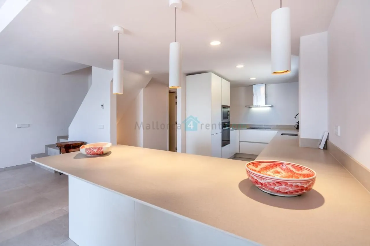 M4R 1 Villa Laura Front Line Beach House 0*, Port de Alcudia (Mallorca)