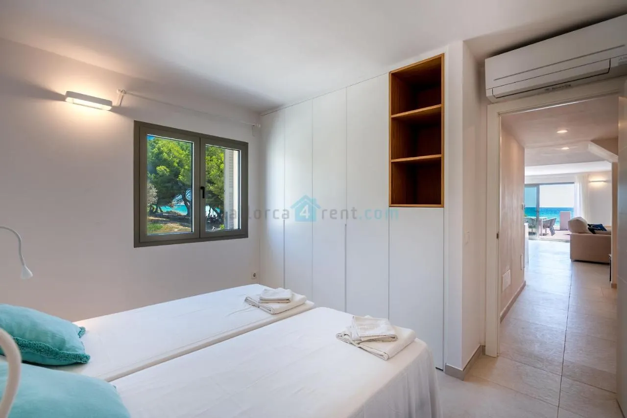 M4R 1 Villa Laura Front Line Beach House Spain