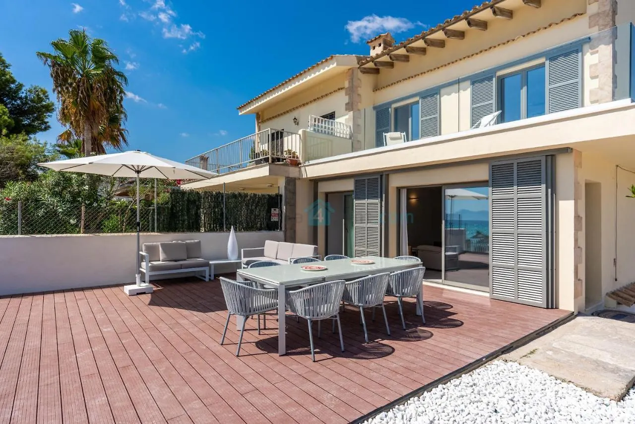 M4R 1 Villa Laura Front Line Beach House Port de Alcudia (Mallorca)