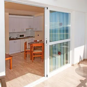 2* Lägenhetshotell Mar Blau